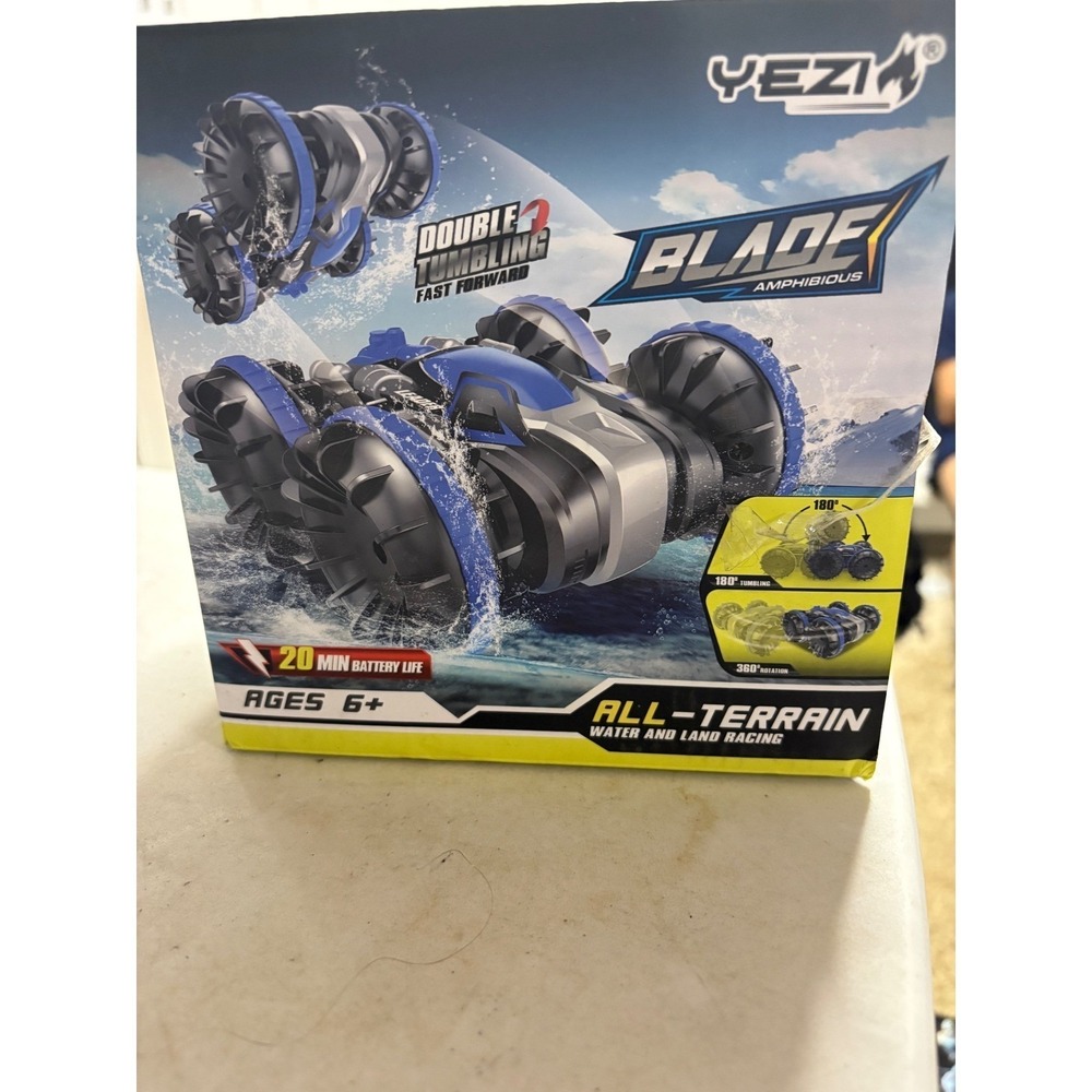 YEZI Blade Amphibious RC Car Blue All-Terrain Waterproof Stunt Vehicle 2.4GHz